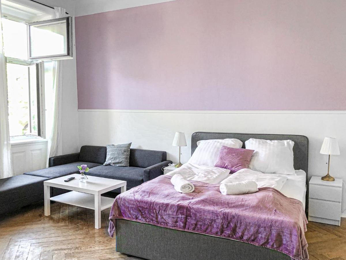 Commodious 2Br Apt. Near Akh-Perfect For Groups เวียนนา ภายนอก รูปภาพ