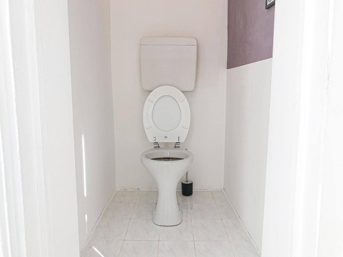 Commodious 2Br Apt. Near Akh-Perfect For Groups เวียนนา ภายนอก รูปภาพ